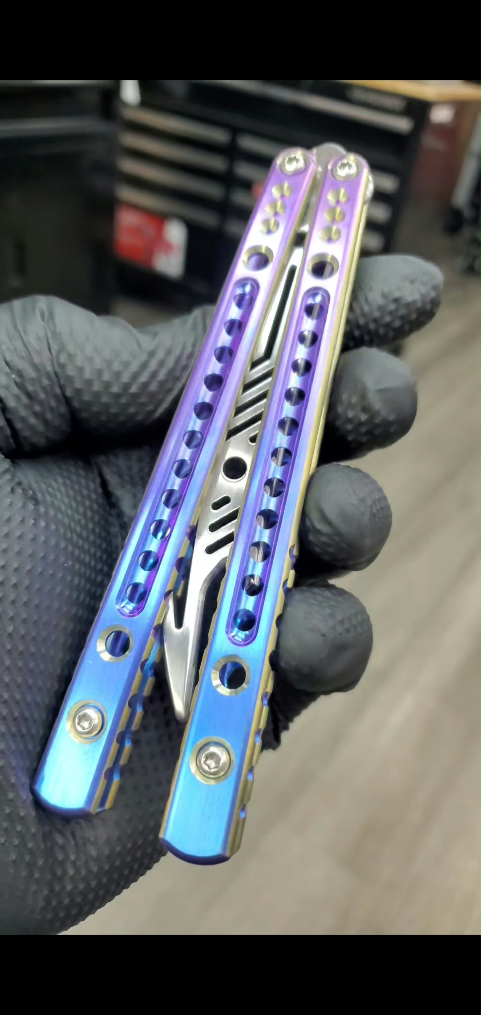BBSuperFly Vulcan Series in Purple and Blue Fade Anodize with Golden Highlights