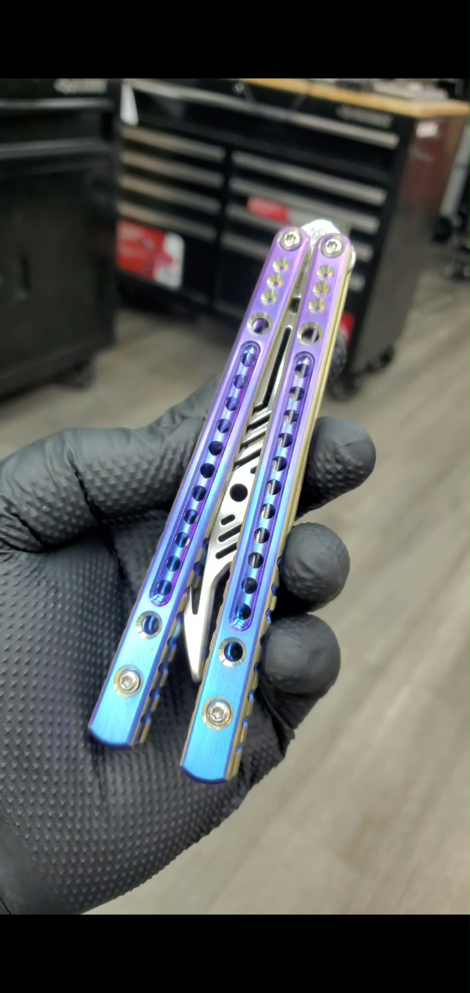 BBSuperFly Vulcan Series in Purple and Blue Fade Anodize with Golden Highlights