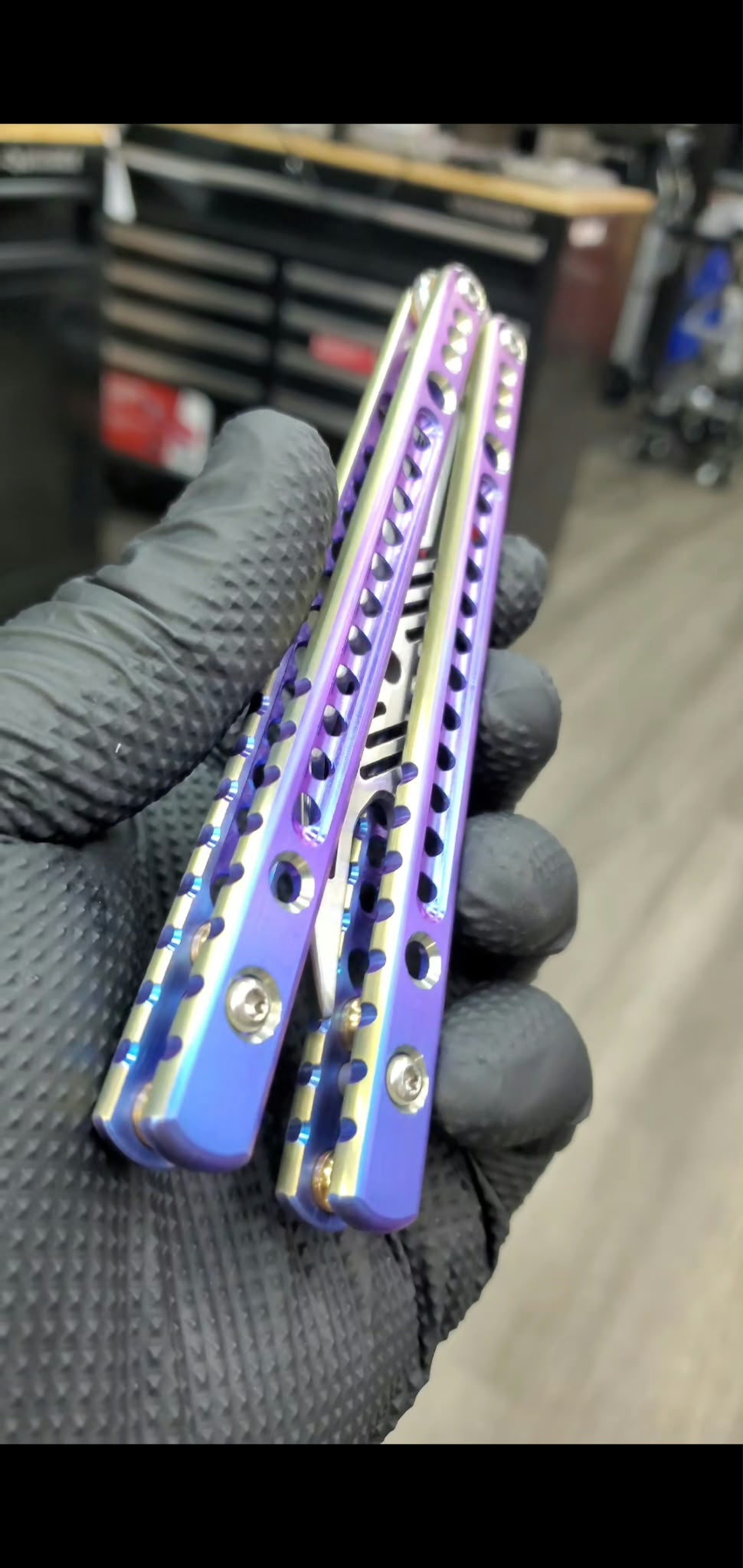 BBSuperFly Vulcan Series in Purple and Blue Fade Anodize with Golden Highlights